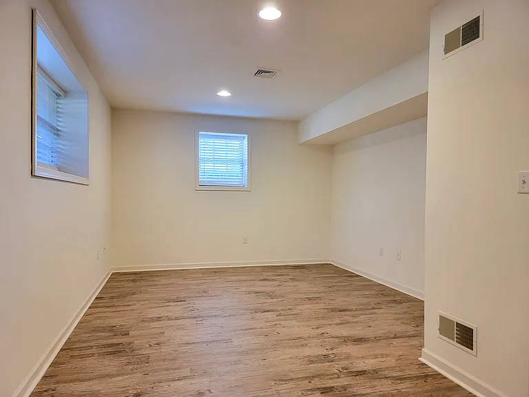 5206 Brook Dr — Photo 21