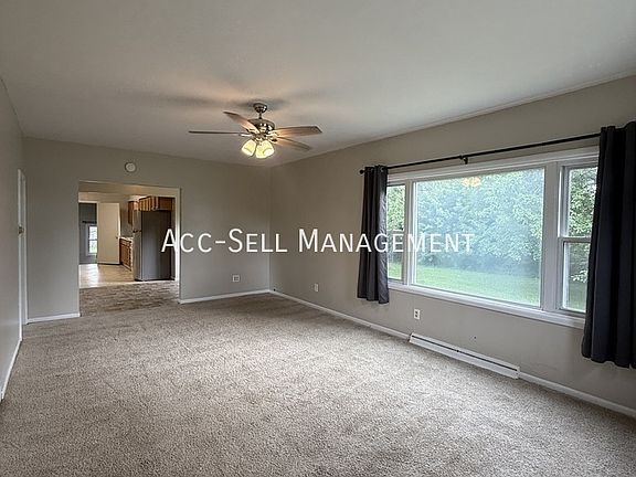 2nd image of 5217 Rich St #1