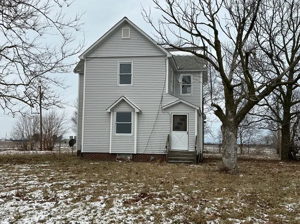 1727 County Road 2500 E, Saint Joseph, IL 61873