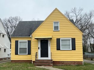 20710 Amherst Rd, Warrensville Heights, OH 44122