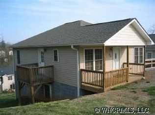 44 Green Oak Rd, Asheville, NC 28804