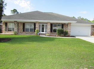 9396 Pouder Ln, Navarre, FL 32566