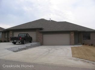 3780 W Brook Ct, Springfield, MO 65807