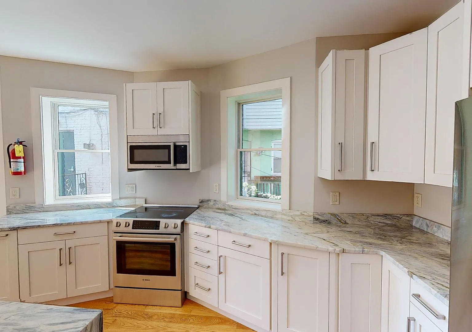 3 bed, 1499 sqft, $4,197 — Photo 1