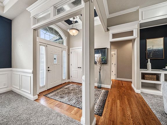 4th image of 18464 Summer Wind Ln