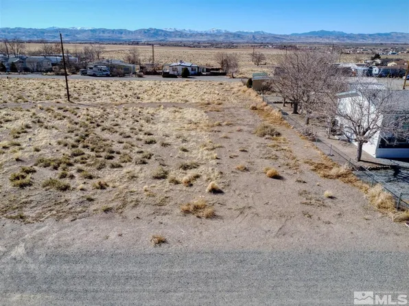 49 Whiteface Ln, Yerington, NV 89447
