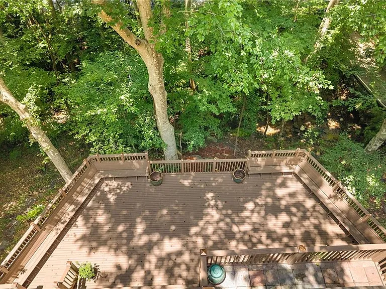 570 Idlewood Dr NW — Photo 44