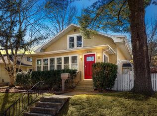 2216 State St, La Crosse, WI 54601