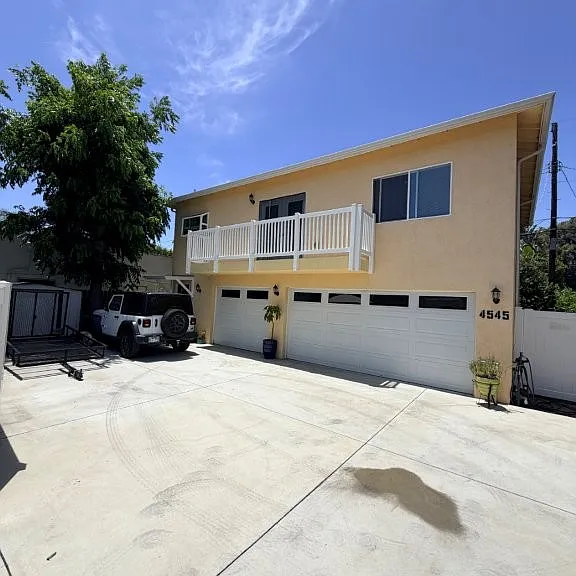 4545 Vesper Ave — Photo 24
