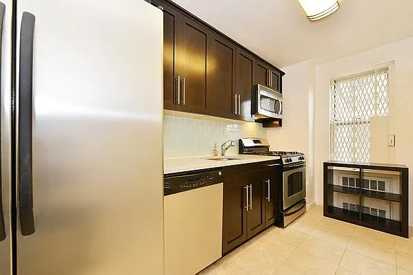 Sold by Argo Residential | media 13