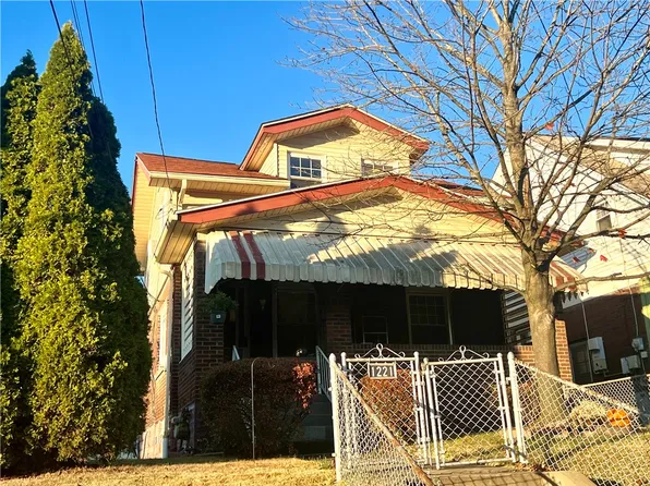 1221 Pocono St, Pittsburgh, PA 15218