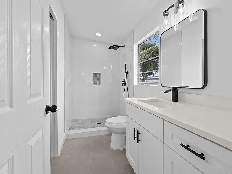 2415 Lewis Rd — Photo 14