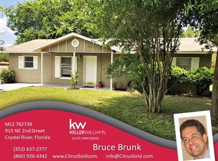 915 NE 2nd St, Crystal River, FL 34429