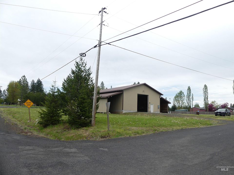 1st image of 774 Pleasant Acre Dr