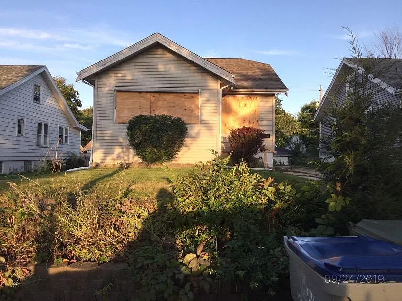 2438 N 58th St photo 1
