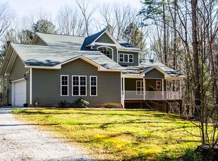 125 Hicks Dr, Bracey, VA 23919