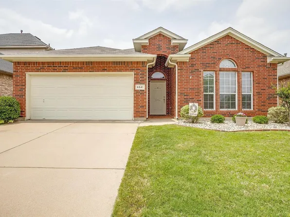 6541 Payton Dr, Fort Worth, TX 76131