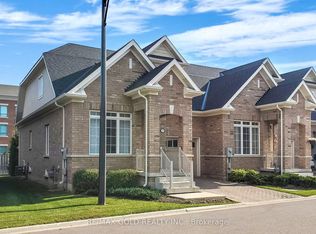 9 Lobelia St, Brampton, ON L6R3Z6