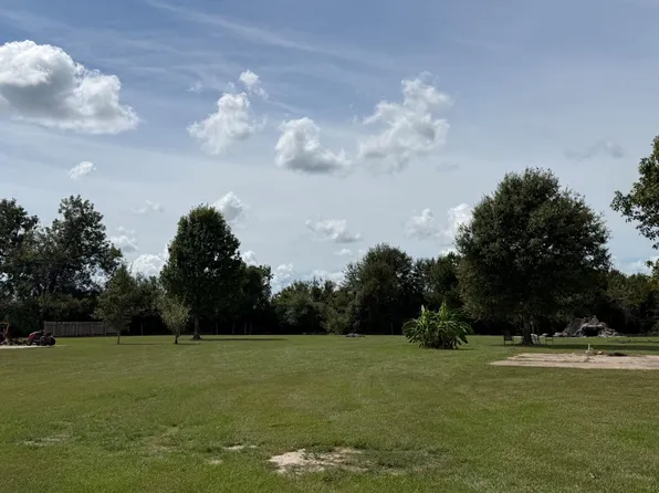 3907 Yellowrose Dr, Sulphur, LA 70665