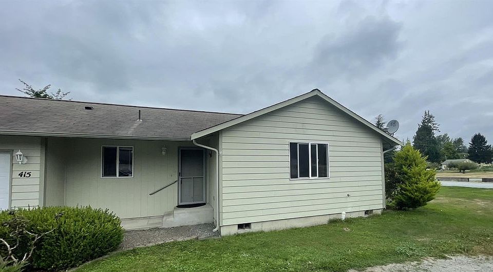 1st image of 415 Rowland Dr #415