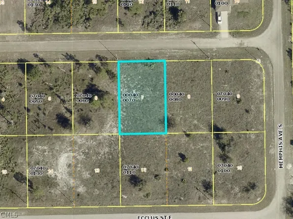 1224 Ecarte St E, Lehigh Acres, FL 33974