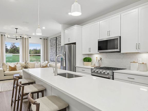 Kitchen Island Seats 4 Comfortably