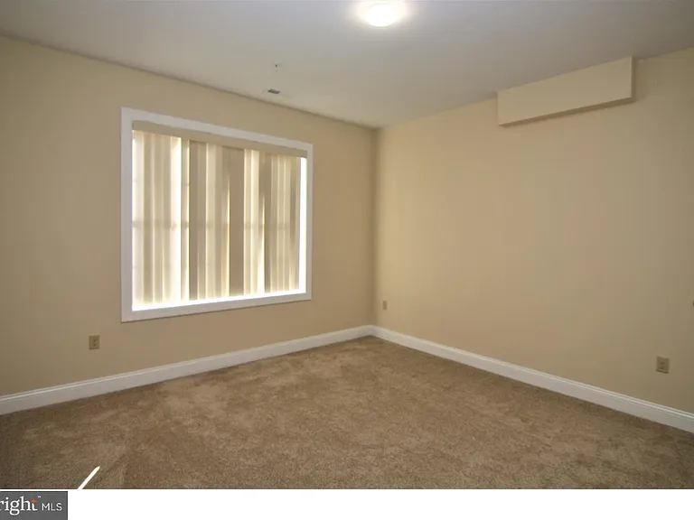 1665 Kenton Rd #101 — Photo 12