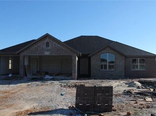 1903 SW Birch St, Bentonville, AR 72713