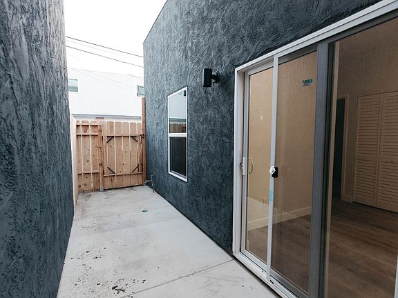 4th image of 4510 33rd St #4514