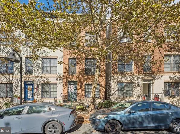 4410 Longfellow St, Hyattsville, MD 20781