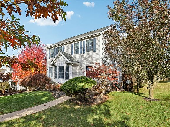 4th image of 1023 Woodridge Dr