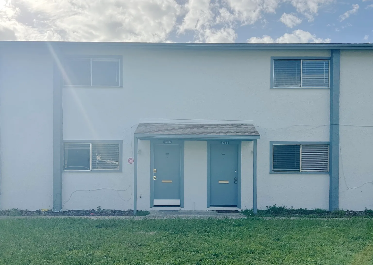 2 bed, 1.5 bath, 1240 sqft, $1,600 — Photo 1