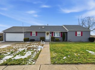 2586 Paige St, New Kensington, PA 15068