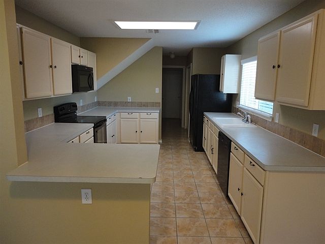 1st image of 321 Kissimmee Dr #000