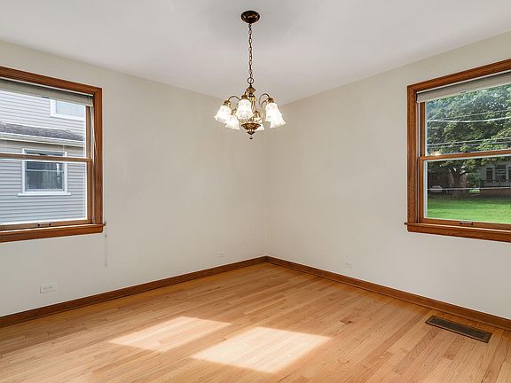 5th image of 740 9th Ave