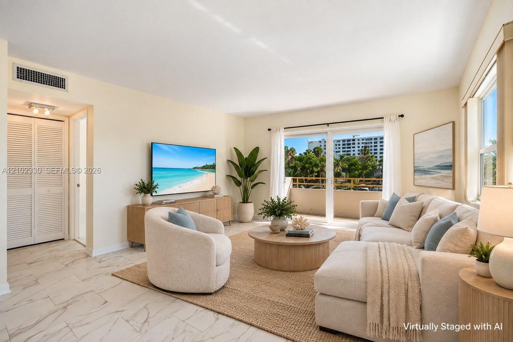 1630 N Ocean Blvd APT 215, photo 2