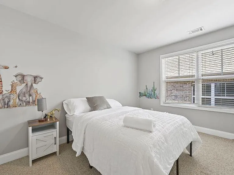 1151 Gateview Dr — Photo 22