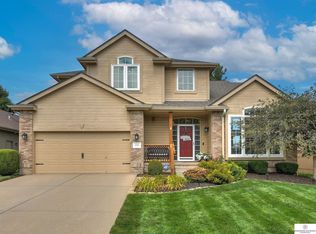 16314 Ames Ave, Omaha, NE 68116