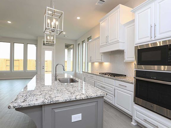 5th image of 4126 Sage Glen Ln