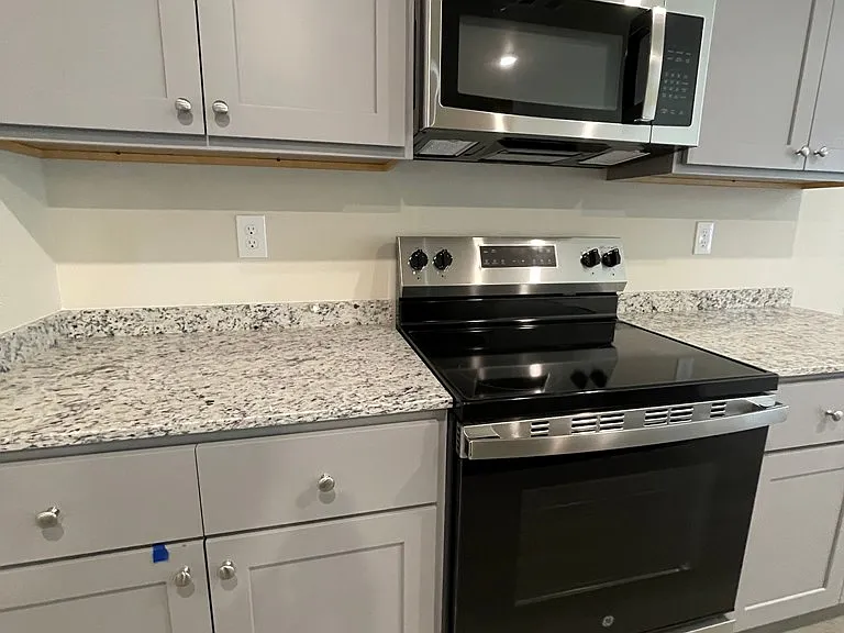 1301 Bajada St — Photo 18