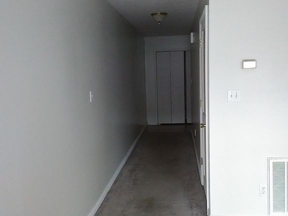2nd image of 65 Jefferson St