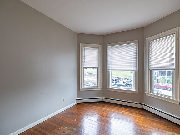 2nd image of 16 Elm St #1