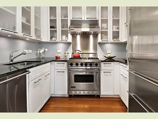 Sold by Stribling | media 19