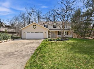 2018 Belmont Ct, Mishawaka, IN 46544