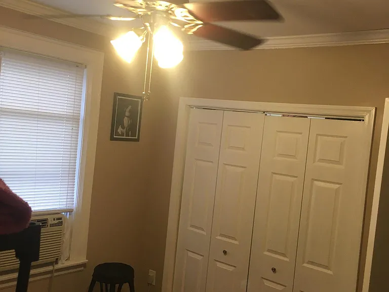 132 E Knight Ave — Photo 10