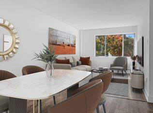 3590 Downpatrick Road, Ottawa, ON K1V 8T4