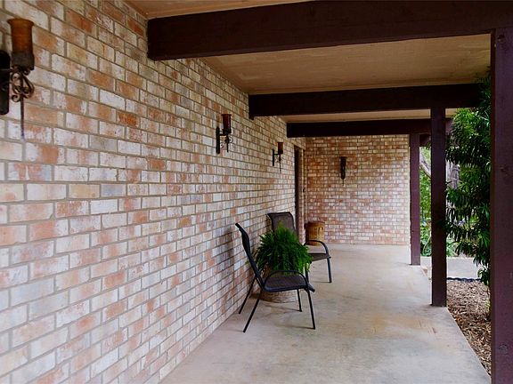 4th image of 254 Buckhaven Dr