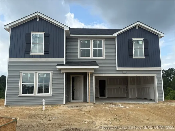 1073 Emerald Stone Loop, Hope Mills, NC 28348