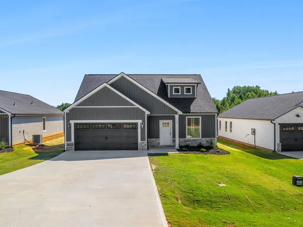 138 Lowe Rd, Chesnee, SC 29323