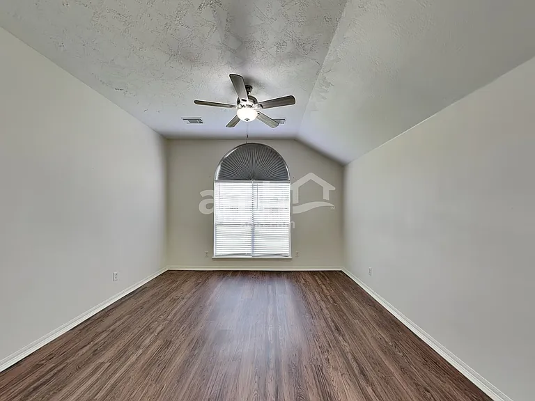 6027 Coventry Fls — Photo 11